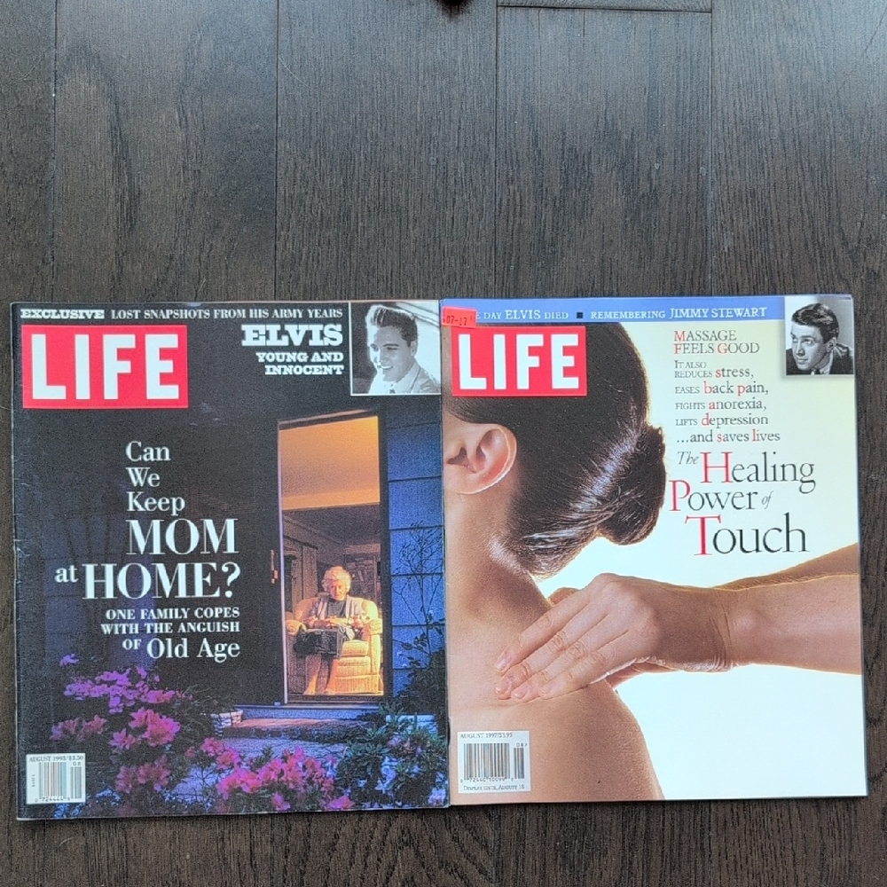 2/$30 *Clearout* Vintage LIFE Magazine Accent Set